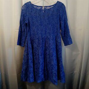 FREE PEOPLE Lace Layered Dress Fit & Flare XS Vibrant  Blue 3/4 sleeve Knee leng